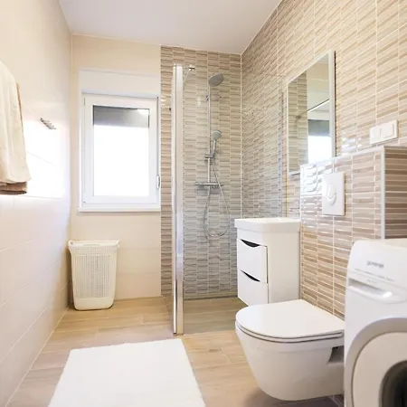 Golden Sunset Luxury *