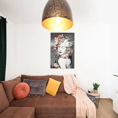 Golden Sunset Luxury Apartmán *