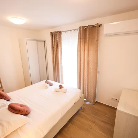 Golden Sunset Luxury Apartment Zadar