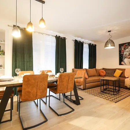 Golden Sunset Luxury Apartment