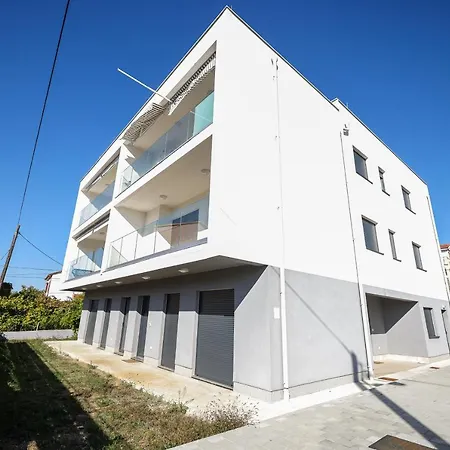 Golden Sunset Luxury *